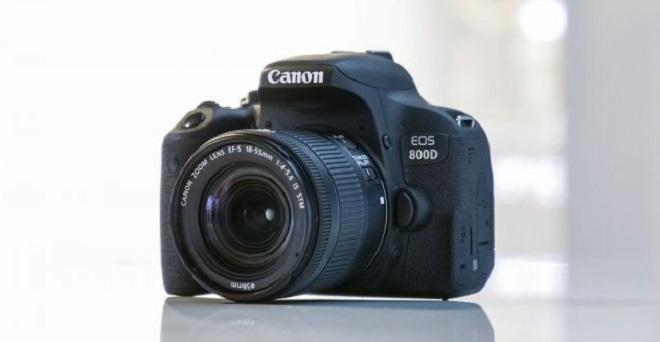 Kamera Canon EOS Rebel T7i